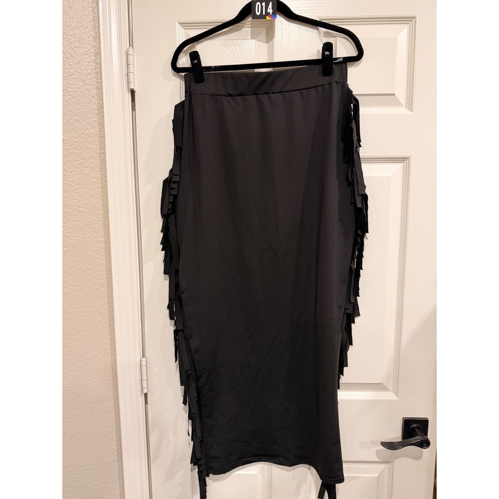 #14 Sz. L / XL Fringed fitted stretch maxi skirt waist: 30" - 40"